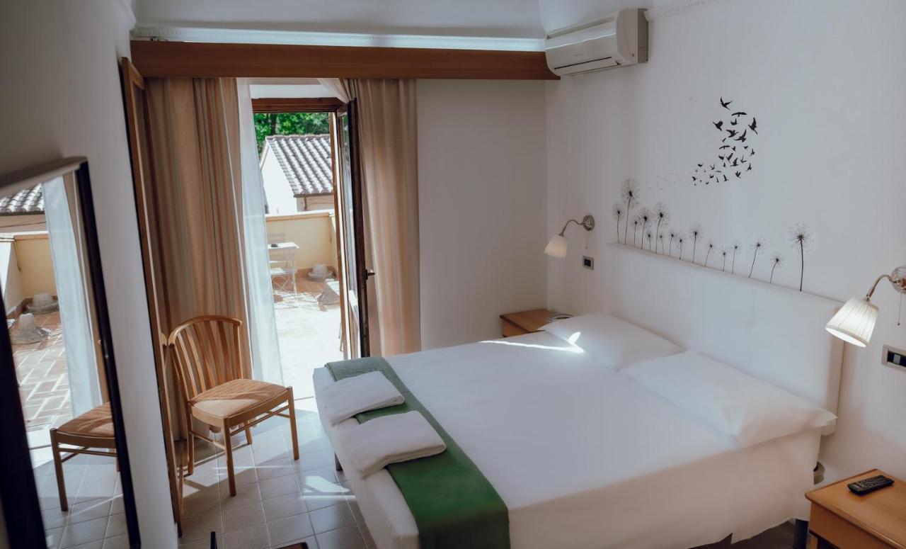 Francesco Hotel